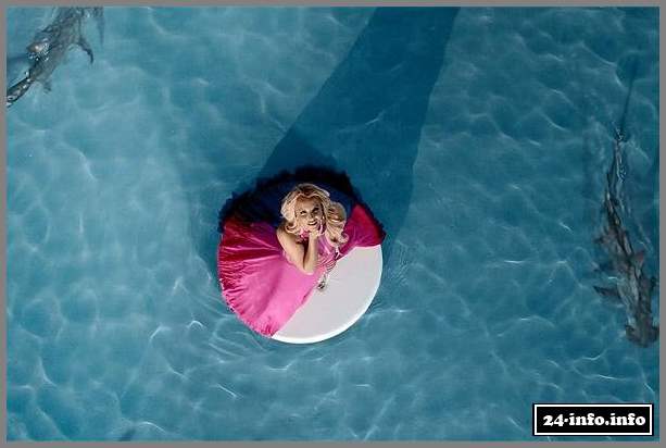 Клип Бритни Спирс запретили в Великобритании Клип Бритни Спирс запретили в Великобритании