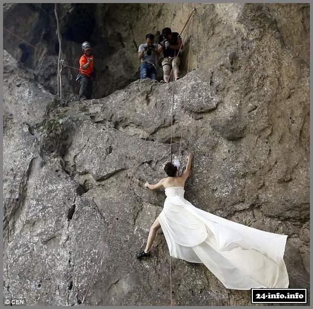 Самая экстремальная свадебная фотосессия Самая экстремальная свадебная фотосессия