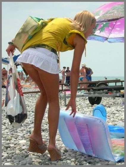 Не трусы, а веревки в жопе