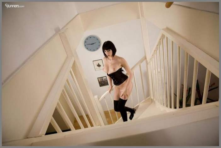 Знойная телочка в корсете