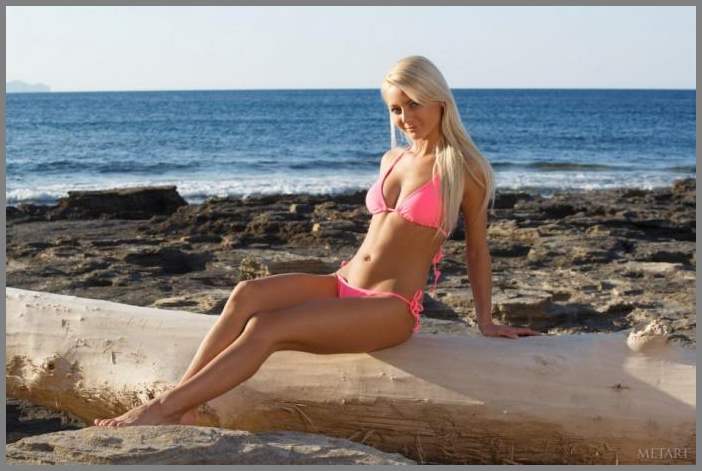 Роскошная красавица с великолепным телом