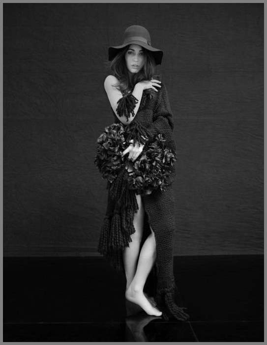 Фотосессия для журнала Vogue Spain (октябрь 2011)