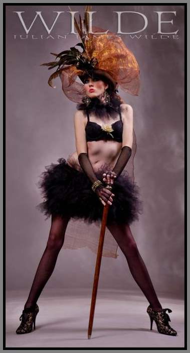 Девчонки - короткие юбчёнки