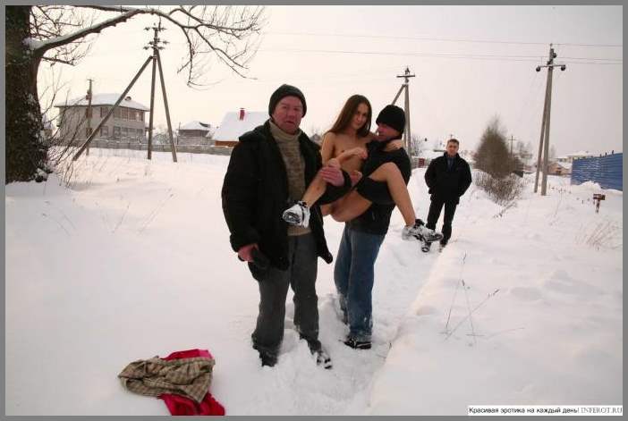 Эксгибиоционизм перед бомжами