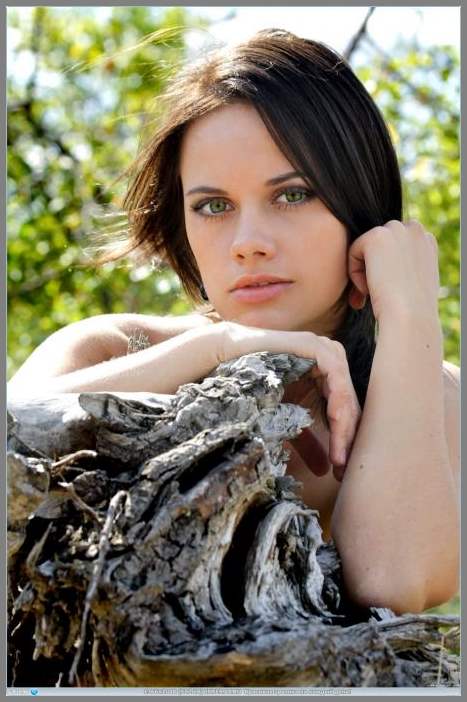 Эротические фотосеты Еще одна натуральная красавица