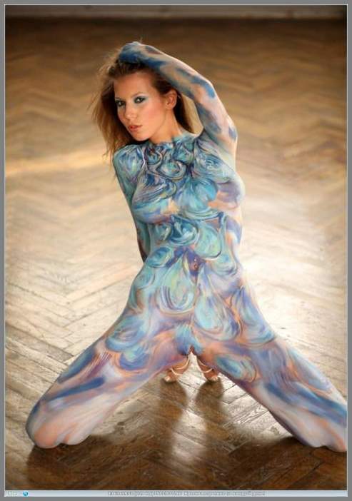 Эротический боди-арт