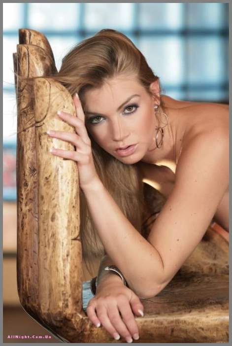 Furia воплотила давнее желание - сьемки в эротике