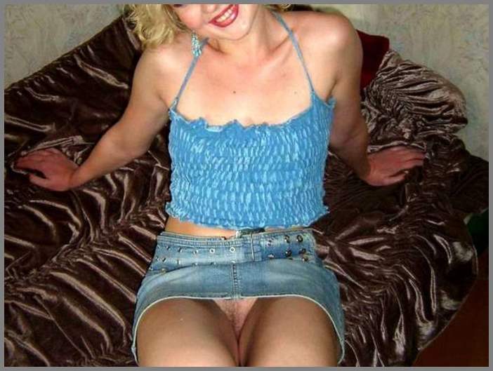 Личное НЮ - красивая девушка Крестина на балконе