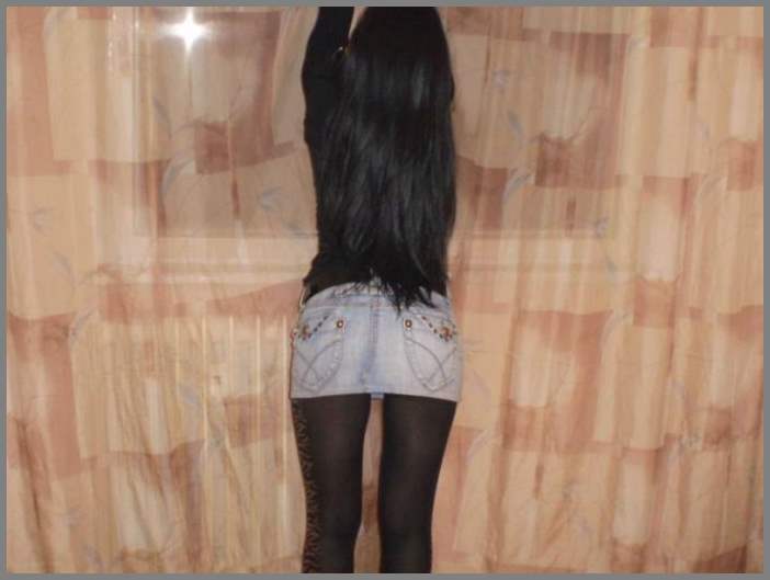 Частное НЮ - очень сексапильная девчёнка в разных позах