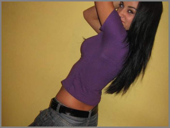 Частное НЮ - очень сексапильная девчёнка в разных позах