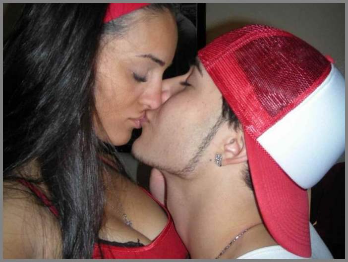 Фото НЮ - Белую шлюху нигеры жестко трахнули на полу