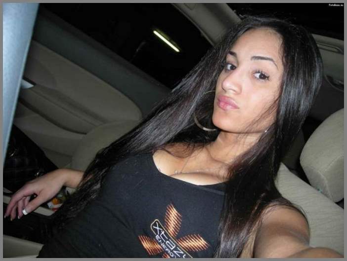 Фото НЮ - Белую шлюху нигеры жестко трахнули на полу