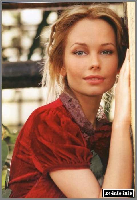 Голая Елена Корикова (фото 18+)