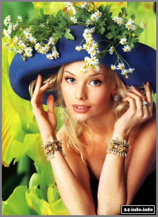 Голая Елена Корикова (фото 18+)