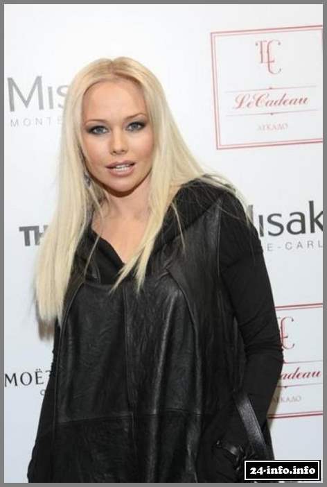 Голая Елена Корикова (фото 18+)