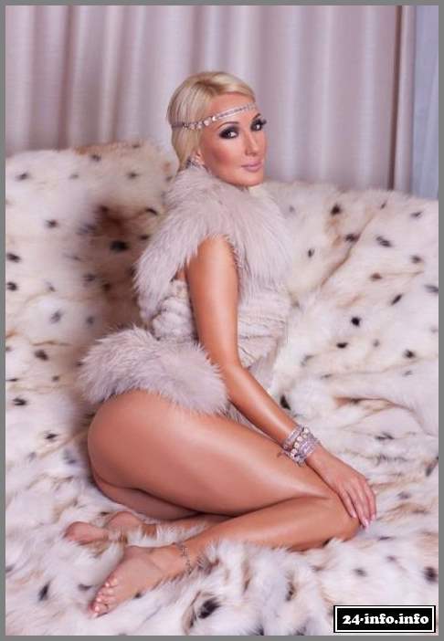 Голая Лера Кудрявцева (эротические фото)