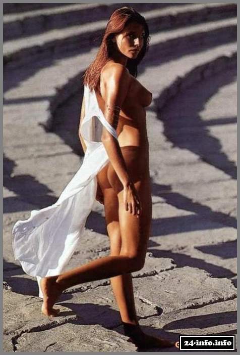 Голая Любовь Толкалина (новые фото)