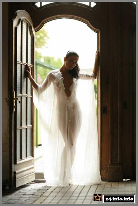 Голая Меседа Багаудинова (фото 18+)