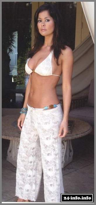 Голая звезда Брук Берк