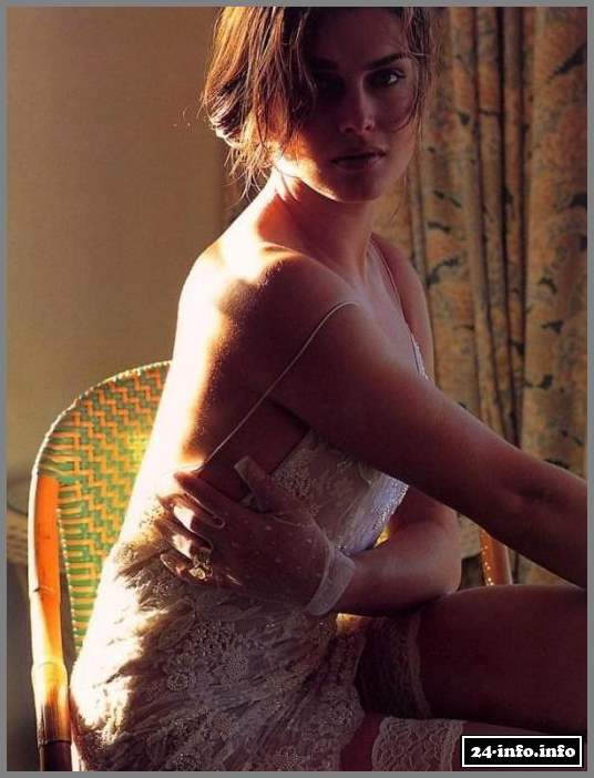 Голая звезда Брук Шилдс