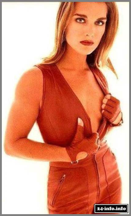 Голая звезда Брук Шилдс