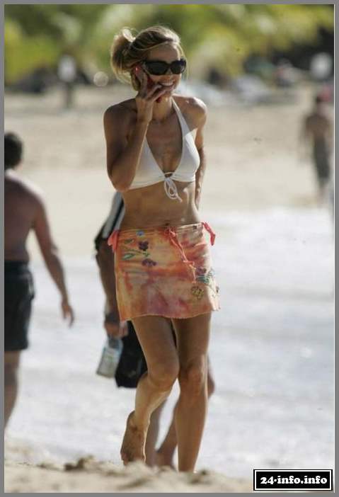 Голая звезда Дениз Ричардс