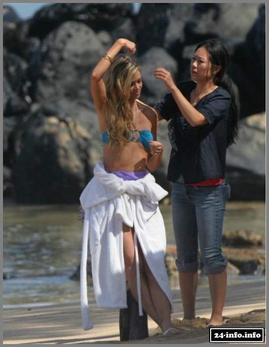 Голая звезда Дениз Ричардс