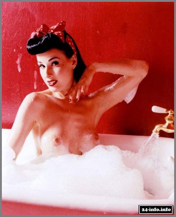 Голая звезда Дита фон Тиз