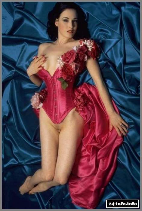 Голая звезда Дита фон Тиз