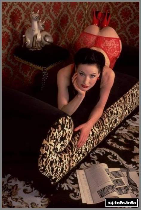 Голая звезда Дита фон Тиз