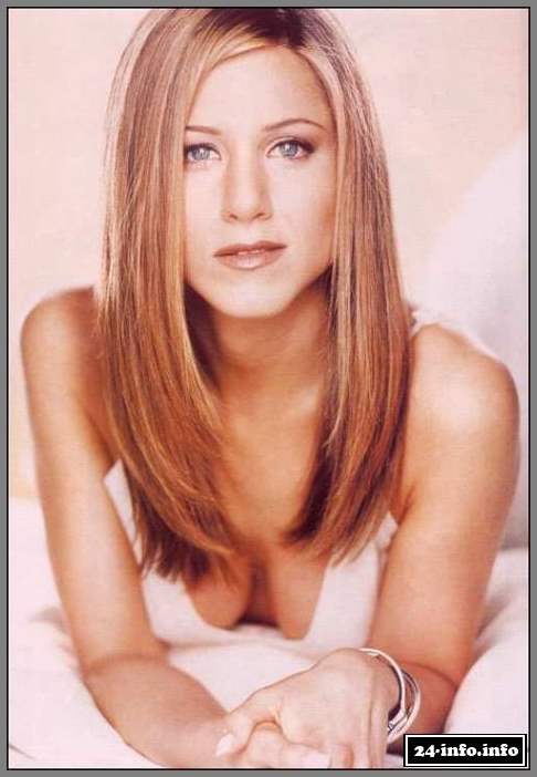 Голая звезда Дженифер Энистон