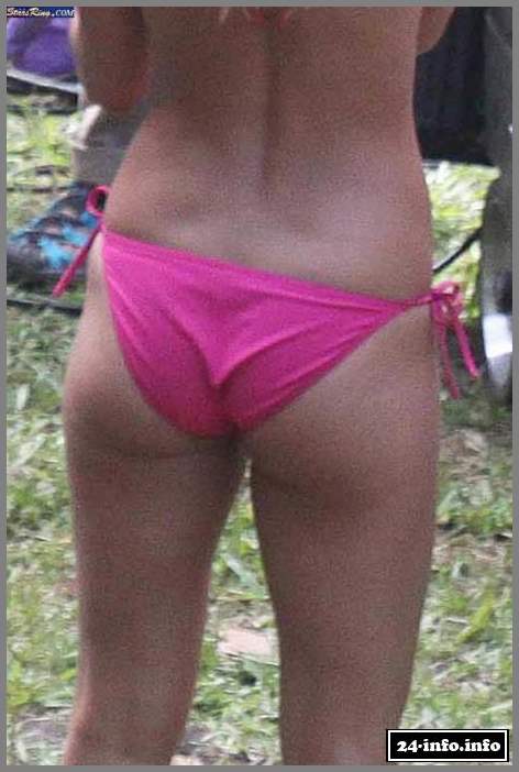 Голая звезда Дженифер Энистон