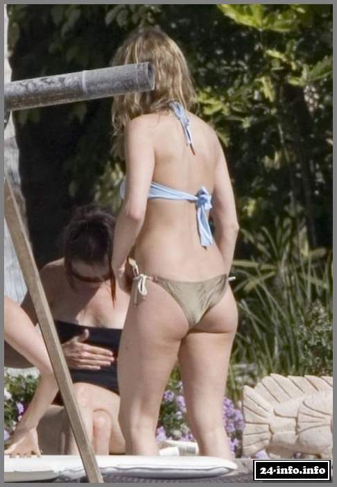 Голая звезда Дженифер Энистон