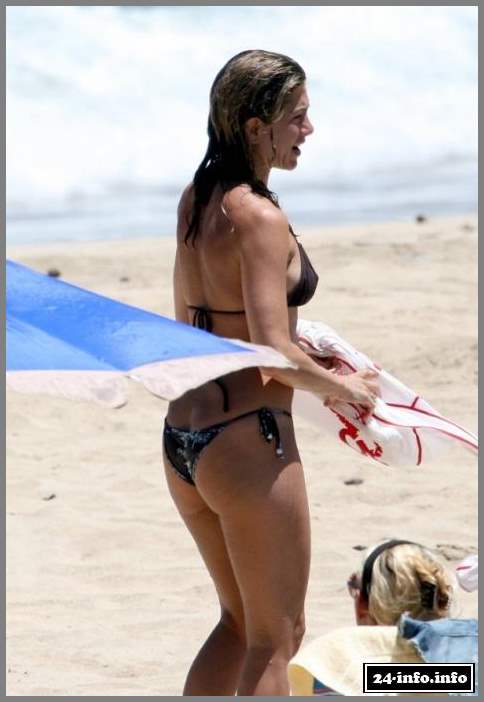 Голая звезда Дженифер Энистон