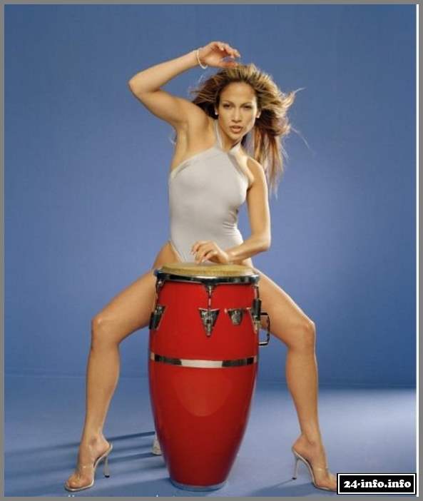 Голая звезда Дженифер Лопес