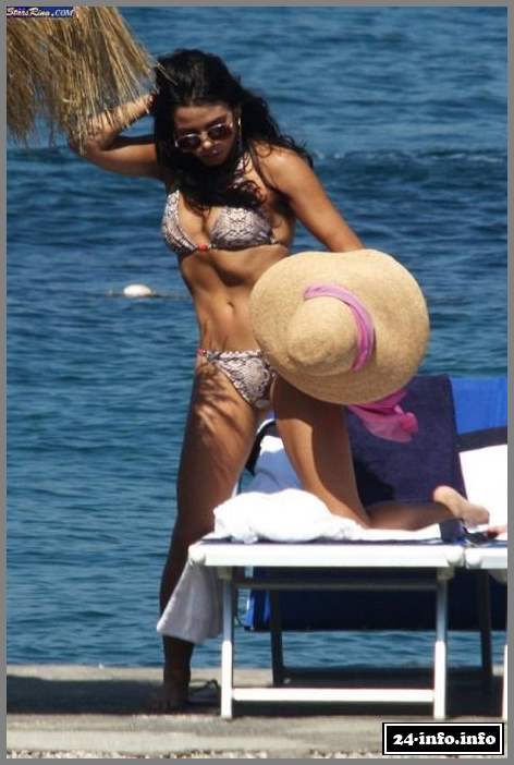 Голая звезда Дженна Деван