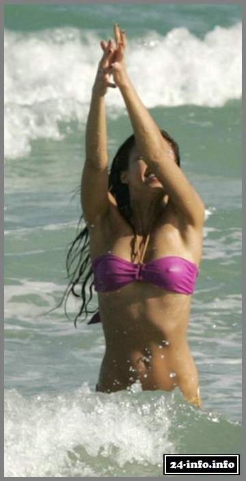 Голая звезда Джессика Альба