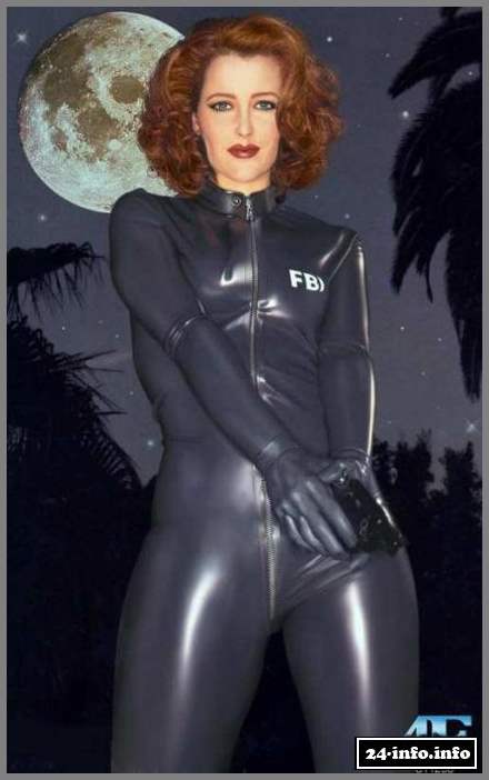 Голая звезда Джессика Бил