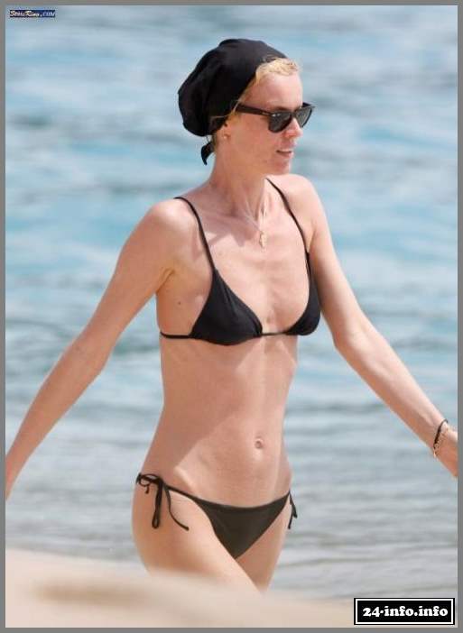 Голая звезда Ева Герцигова