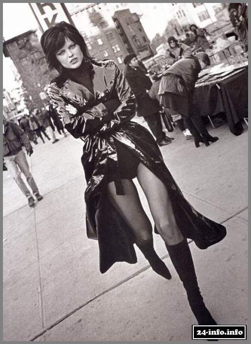 Голая звезда Ева Герцигова