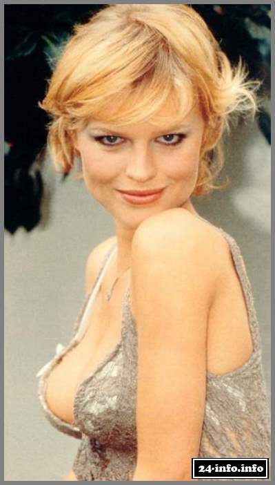 Голая звезда Ева Герцигова