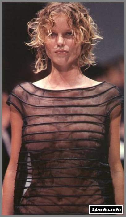 Голая звезда Ева Герцигова