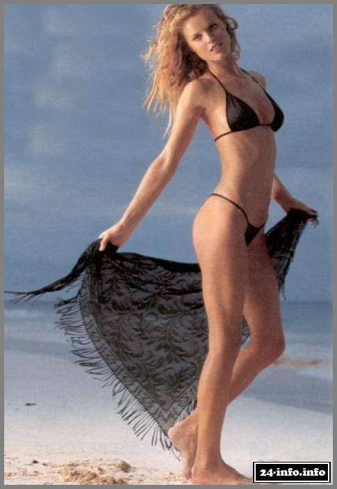 Голая звезда Ева Герцигова