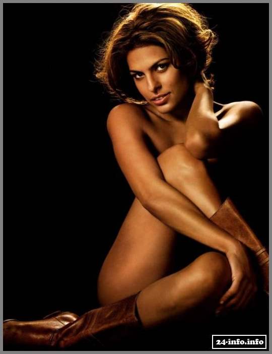 Голая звезда Ева Мендес
