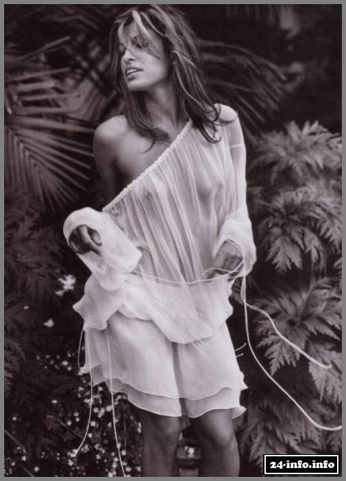 Голая звезда Ева Мендес