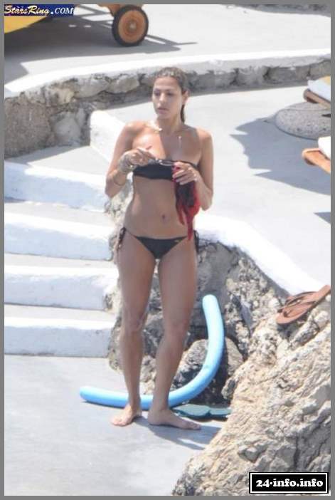 Голая звезда Ева Мендес