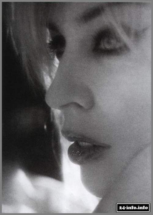 Голая звезда Кайли Миноуг