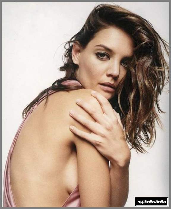 Голая звезда Кэти Холмс