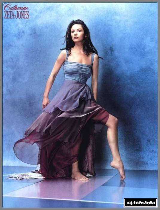 Голая звезда Кэтрин Зета Джонс