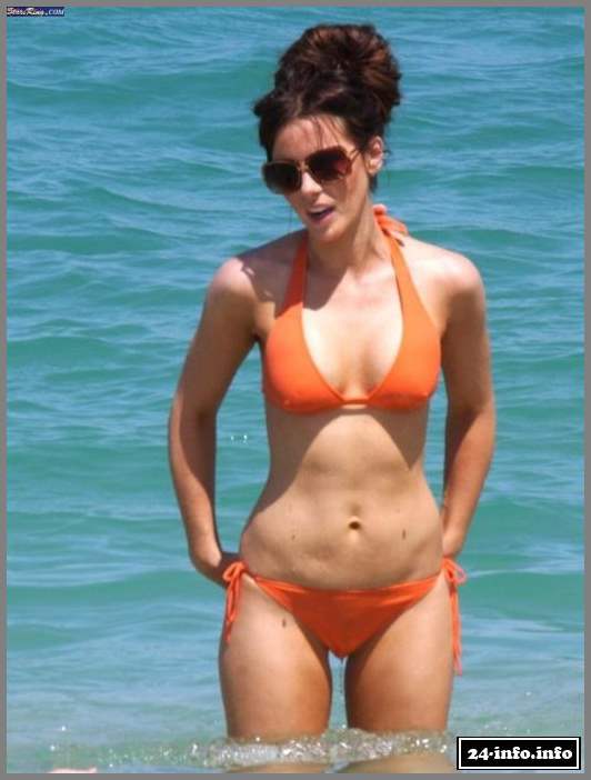 Голая звезда Кейт Бекинсейл